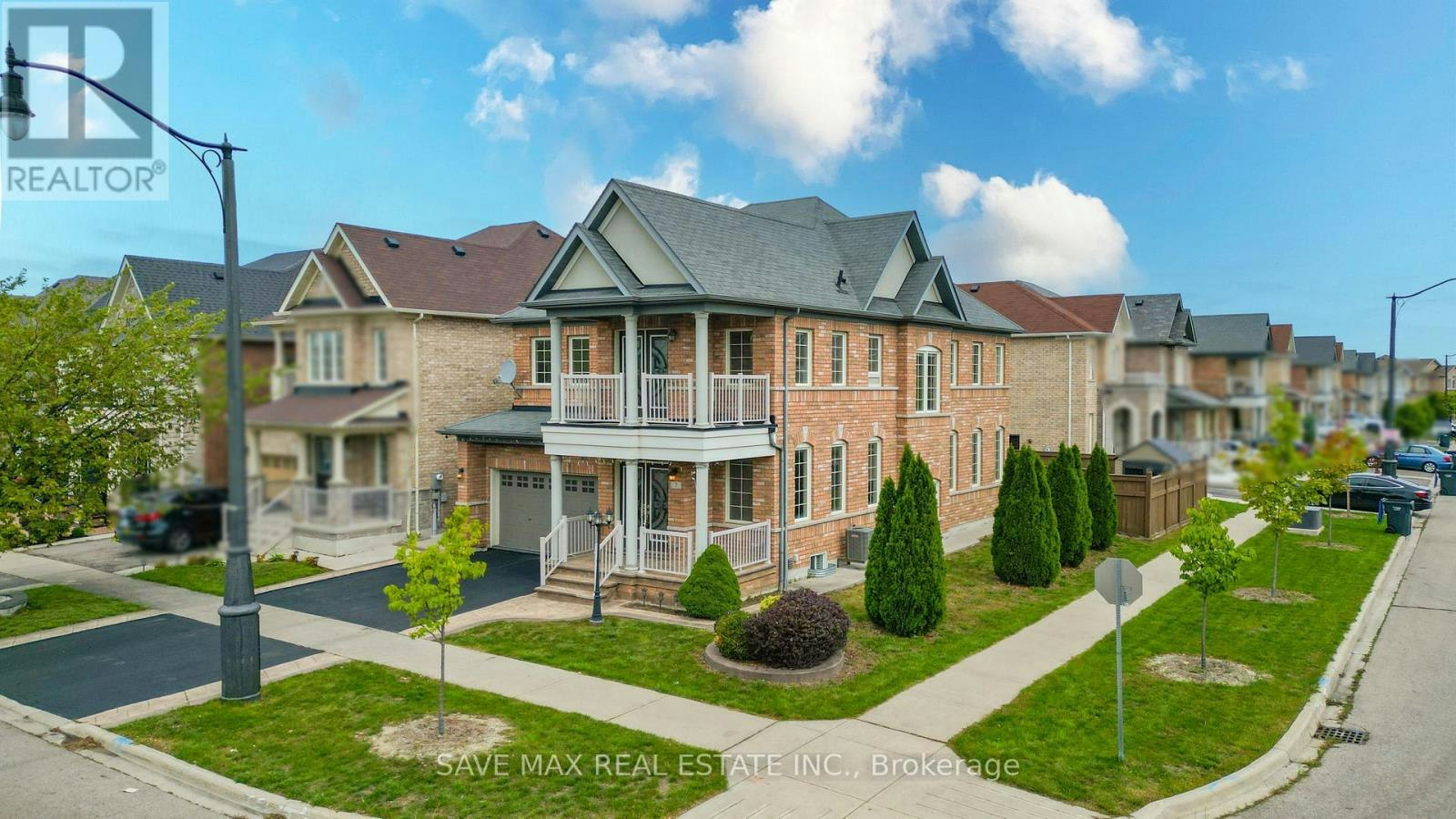 7 Egerton Street, Brampton, ON, L6R 3S2