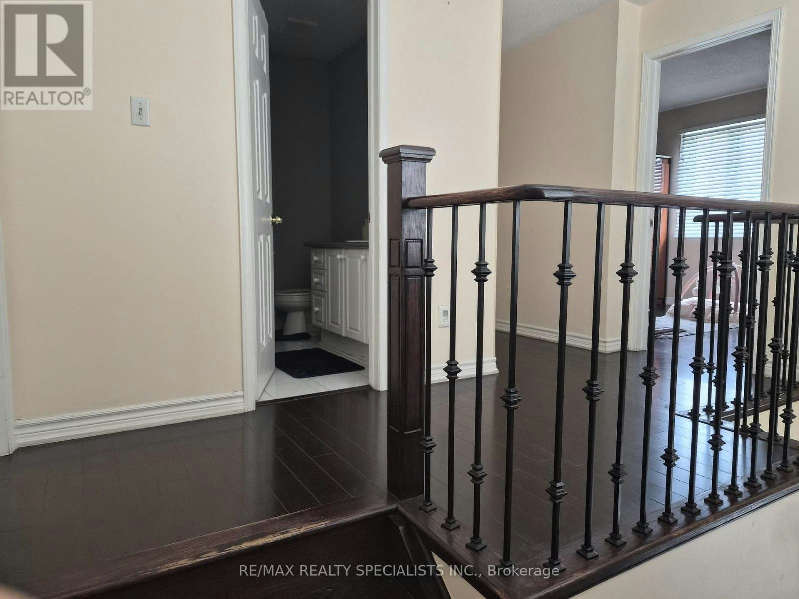 22 Streamside Lane, Brampton, ON, L6R 2A9 - 9