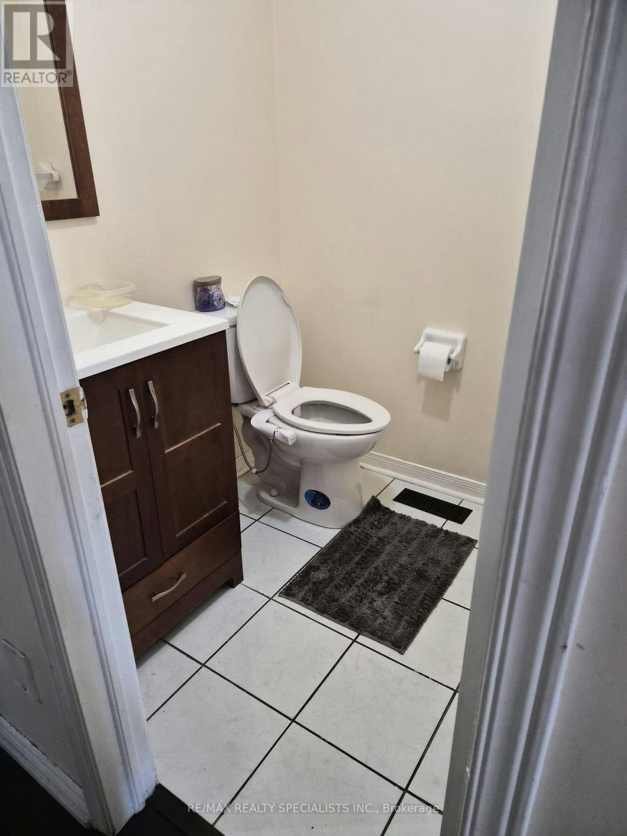 22 Streamside Lane, Brampton, ON, L6R 2A9 - 8