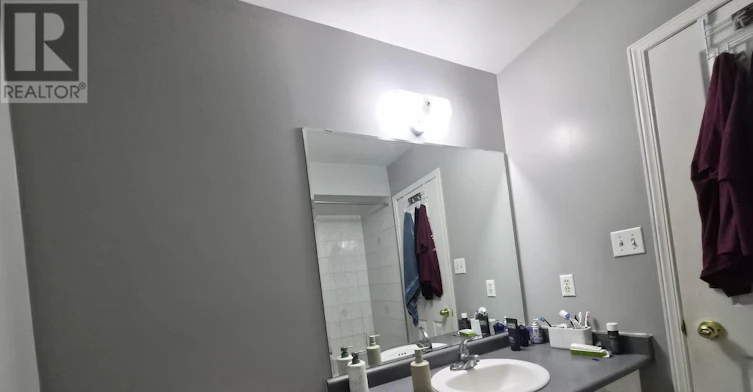 22 Streamside Lane, Brampton, ON, L6R 2A9 - 22