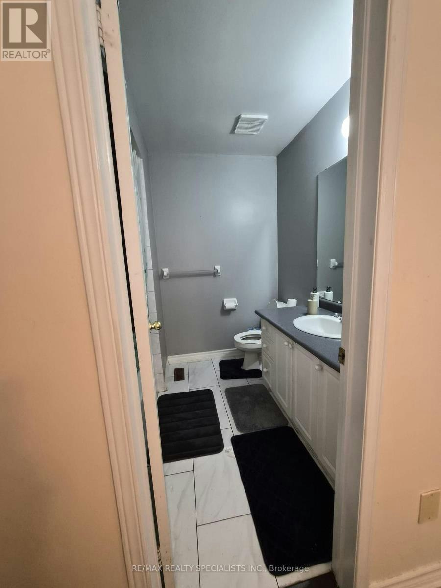 22 Streamside Lane, Brampton, ON, L6R 2A9 - 23