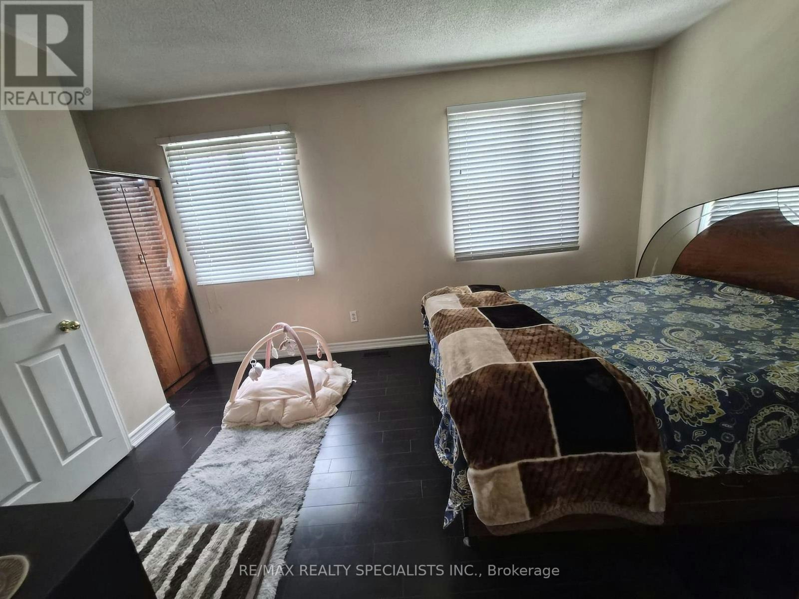 22 Streamside Lane, Brampton, ON, L6R 2A9 - 18