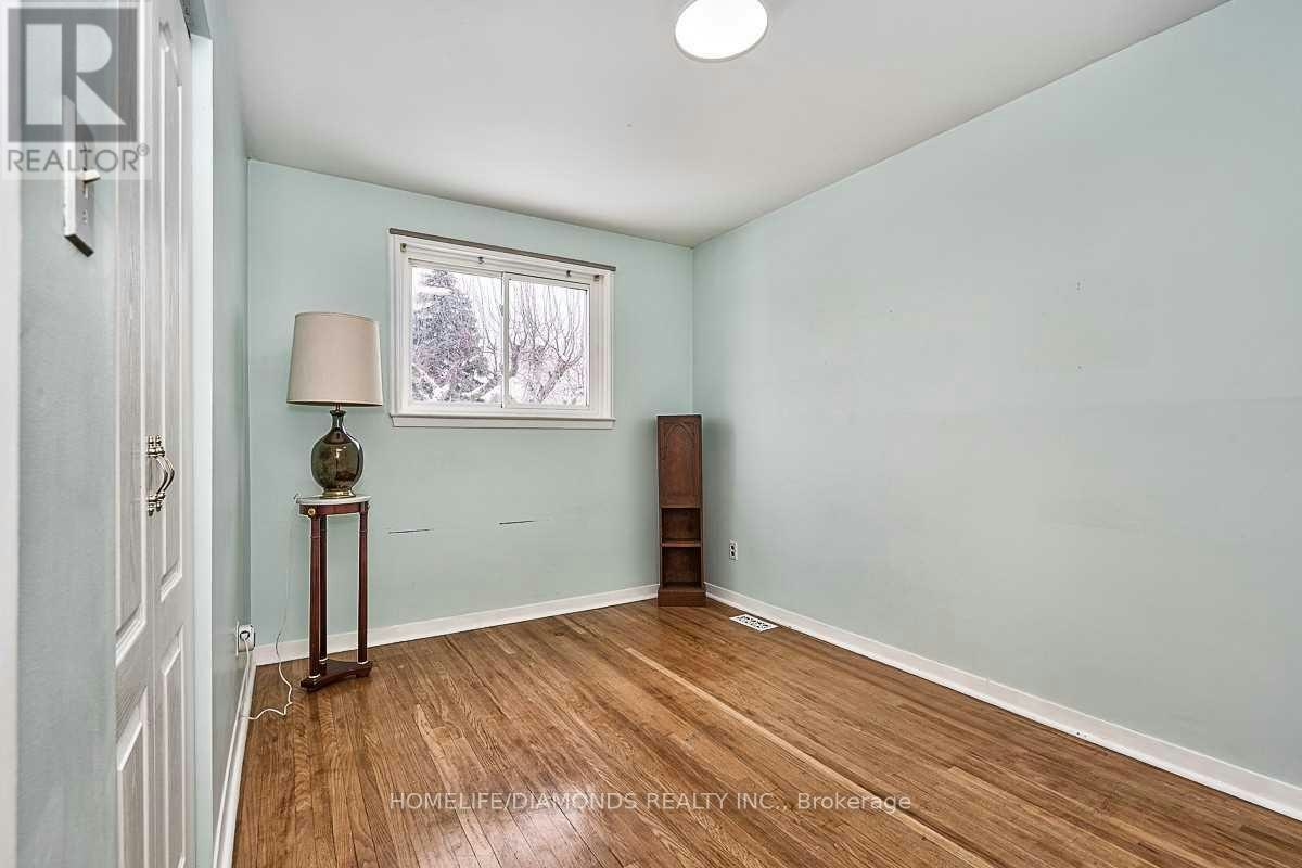 35 Edenborough Drive, Brampton, ON, L6T 2A2 - 13
