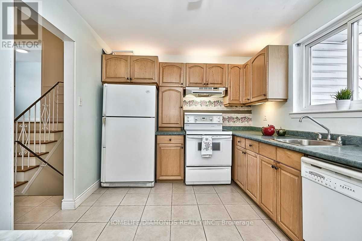 35 Edenborough Drive, Brampton, ON, L6T 2A2 - 8