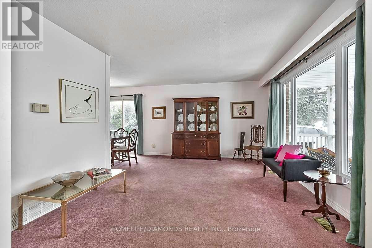 35 Edenborough Drive, Brampton, ON, L6T 2A2 - 5