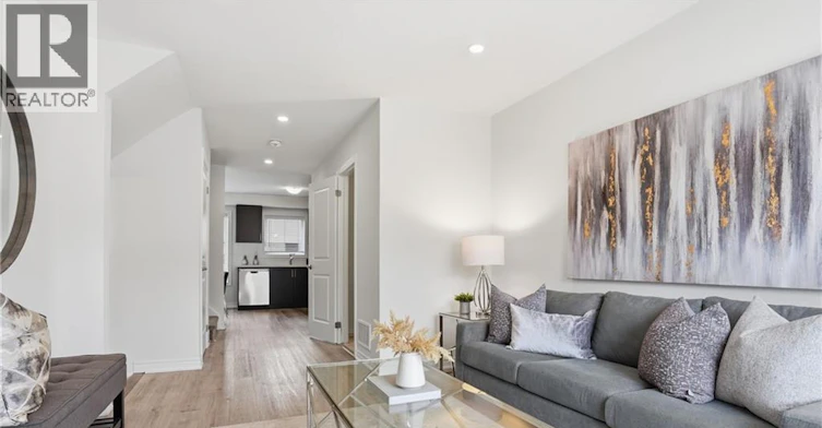32 Radison Lane, Hamilton, ON, L8H 0B5 - 6