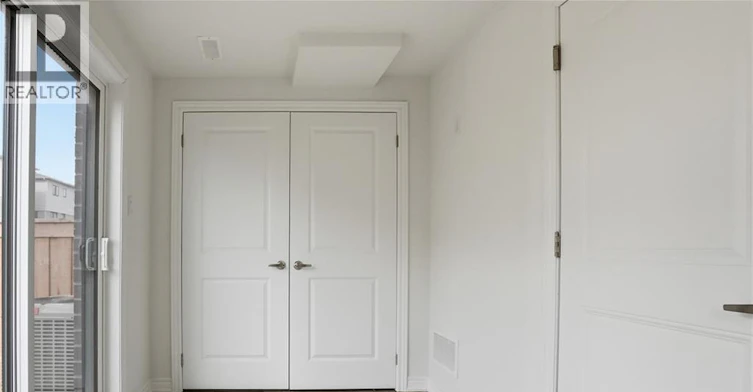 32 Radison Lane, Hamilton, ON, L8H 0B5 - 24