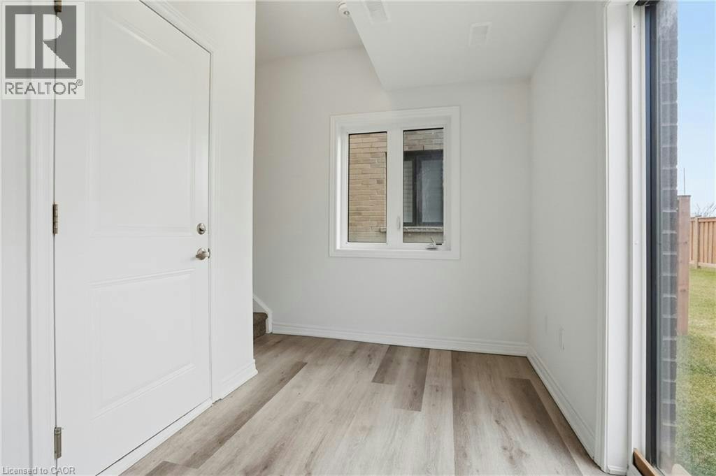 32 Radison Lane, Hamilton, ON, L8H 0B5 - 25
