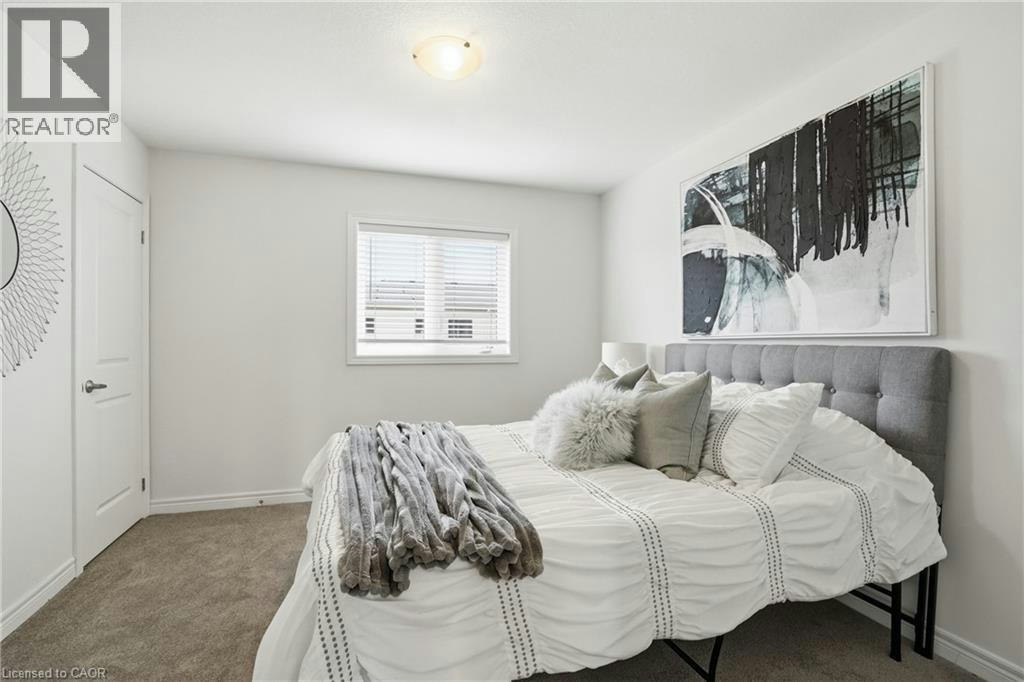 32 Radison Lane, Hamilton, ON, L8H 0B5 - 16