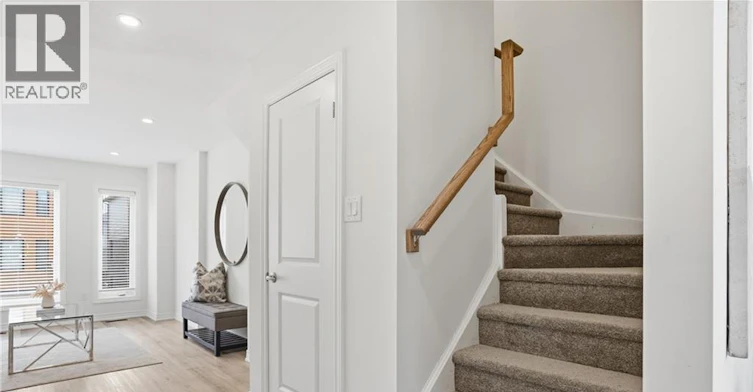 32 Radison Lane, Hamilton, ON, L8H 0B5 - 14