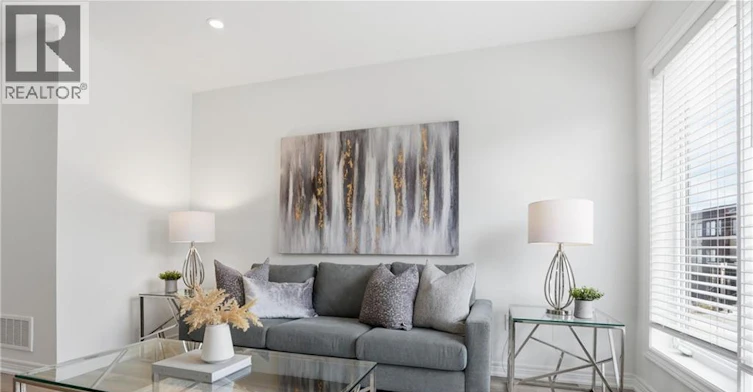 32 Radison Lane, Hamilton, ON, L8H 0B5 - 7