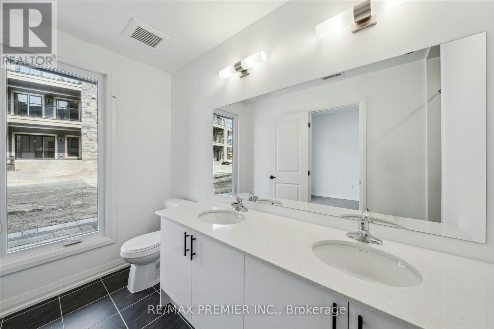 3-105-253 Crescent Bay Lane, Huntsville, ON, P1H 1C2 - 20