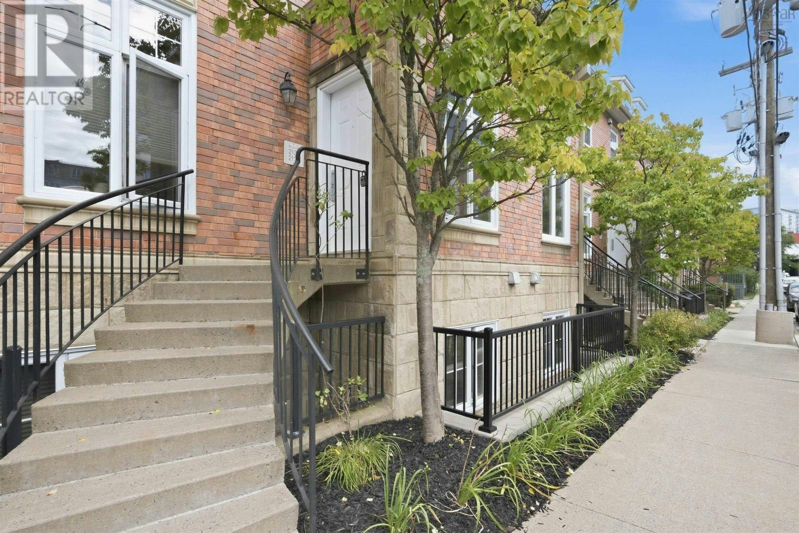 2131 Maitland Street, Halifax, NS, B3K 2Z8