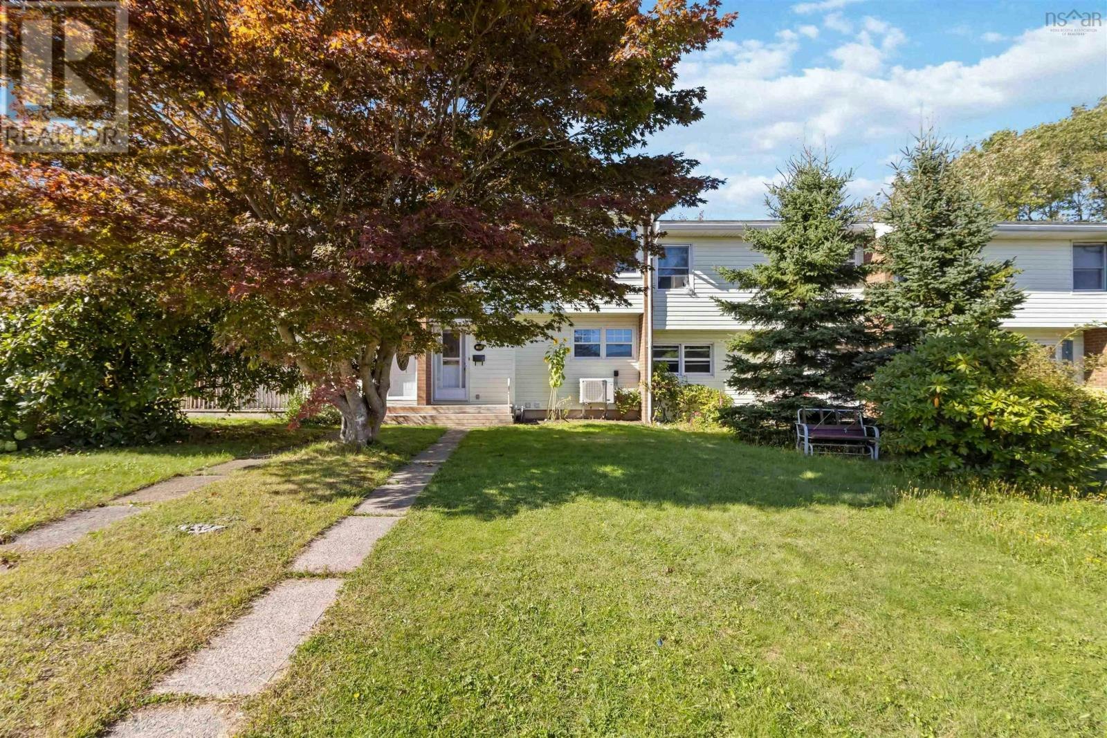 19 Aberdeen Court, Dartmouth, NS, B2X 1K4