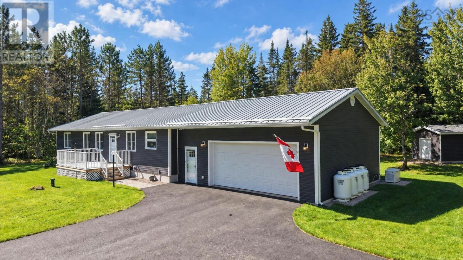 102 Side Middle River Road West, Middle River, NS, B0E 1B0