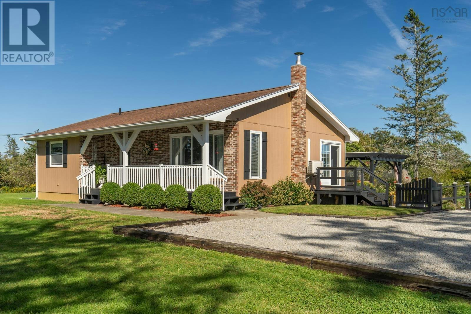 438 Lake George Road, South Ohio, NS, B5A 5M9