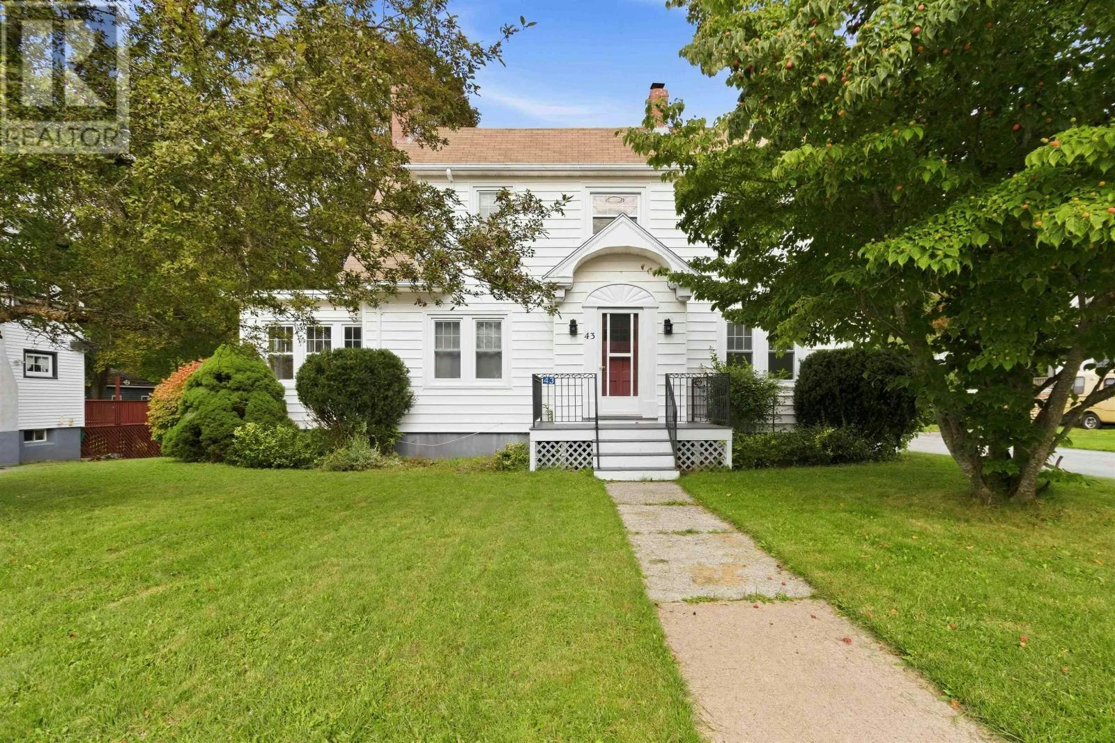43 Park Street, Liverpool, NS, B0T 1K0