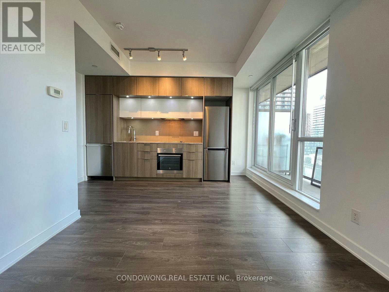 1011-55 Regent Park Boulevard, Toronto, ON, M5A 0C2 - 2