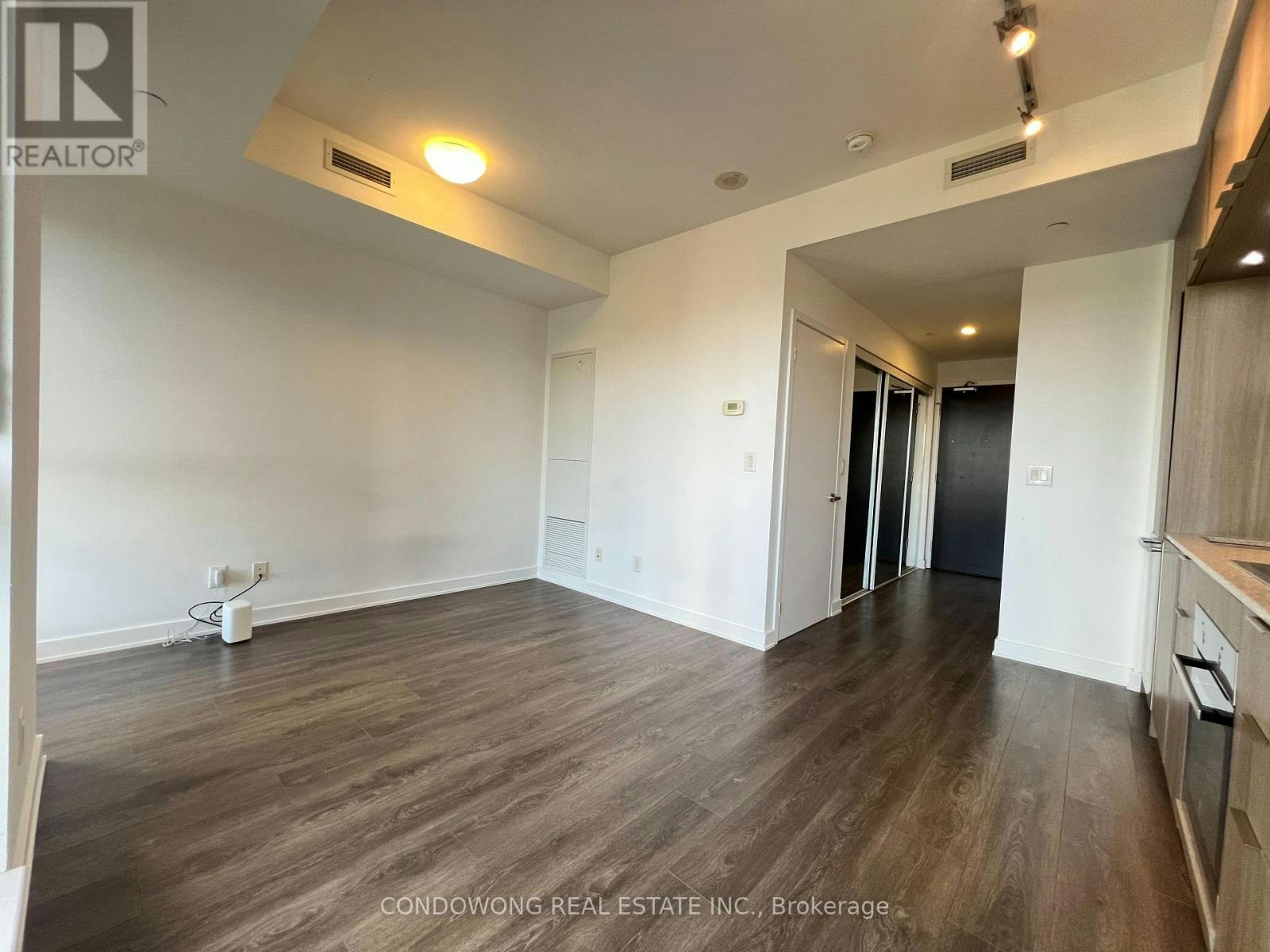 1011-55 Regent Park Boulevard, Toronto, ON, M5A 0C2 - 5