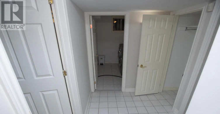 BACHLOR-BASEMENT-387 Crosby Avenue, Richmond Hill, ON, L4C 2R8 - 4