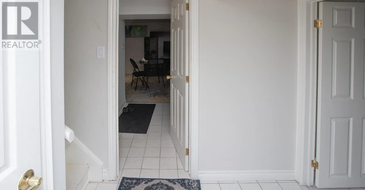 BACHLOR-BASEMENT-387 Crosby Avenue, Richmond Hill, ON, L4C 2R8 - 5