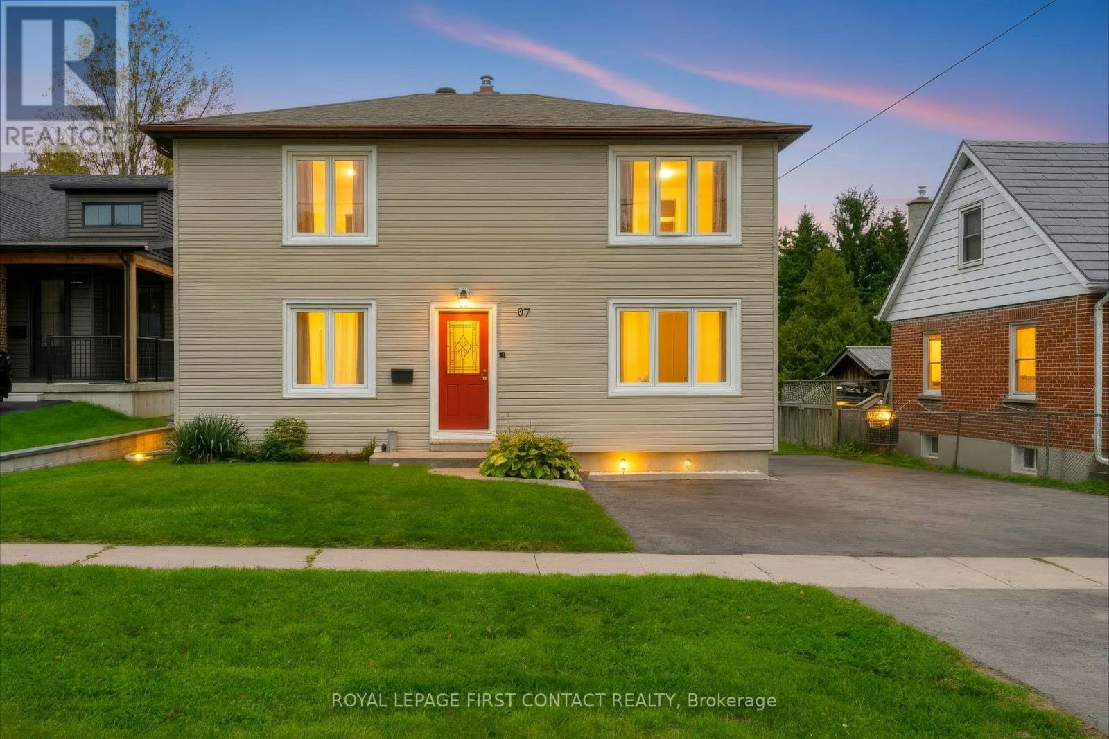 67 Vancouver Street, Barrie, ON, L4M 4M2