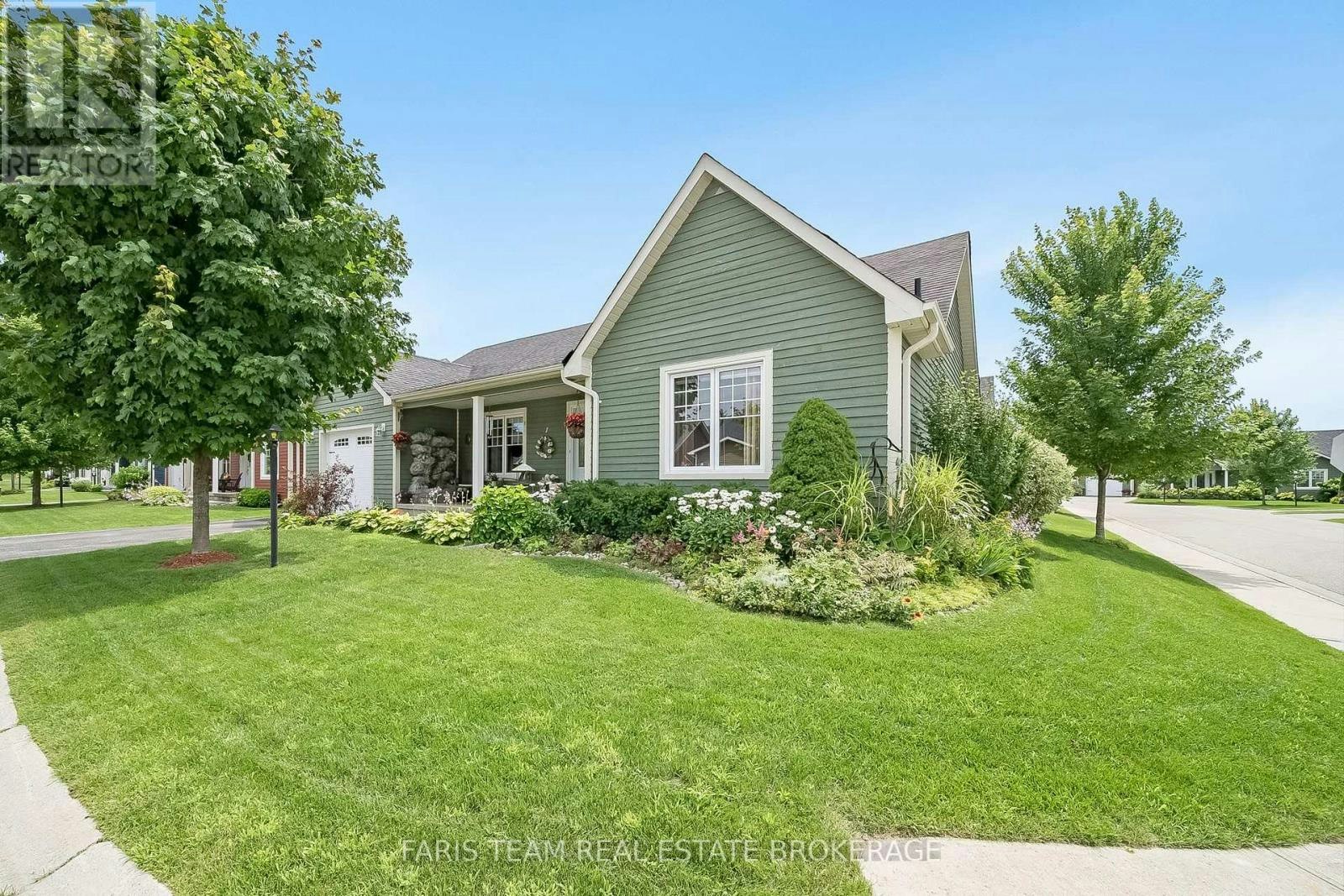 1 Bay Moorings Boulevard, Penetanguishene, ON, L9M 1E7