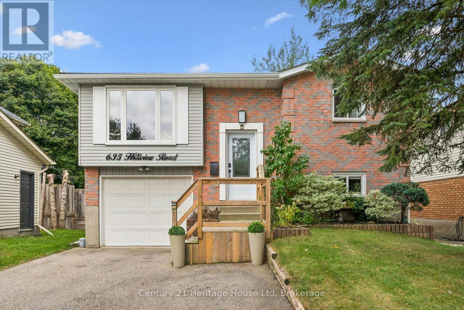 635 Hillview Road, Cambridge, ON, N3H 5C3
