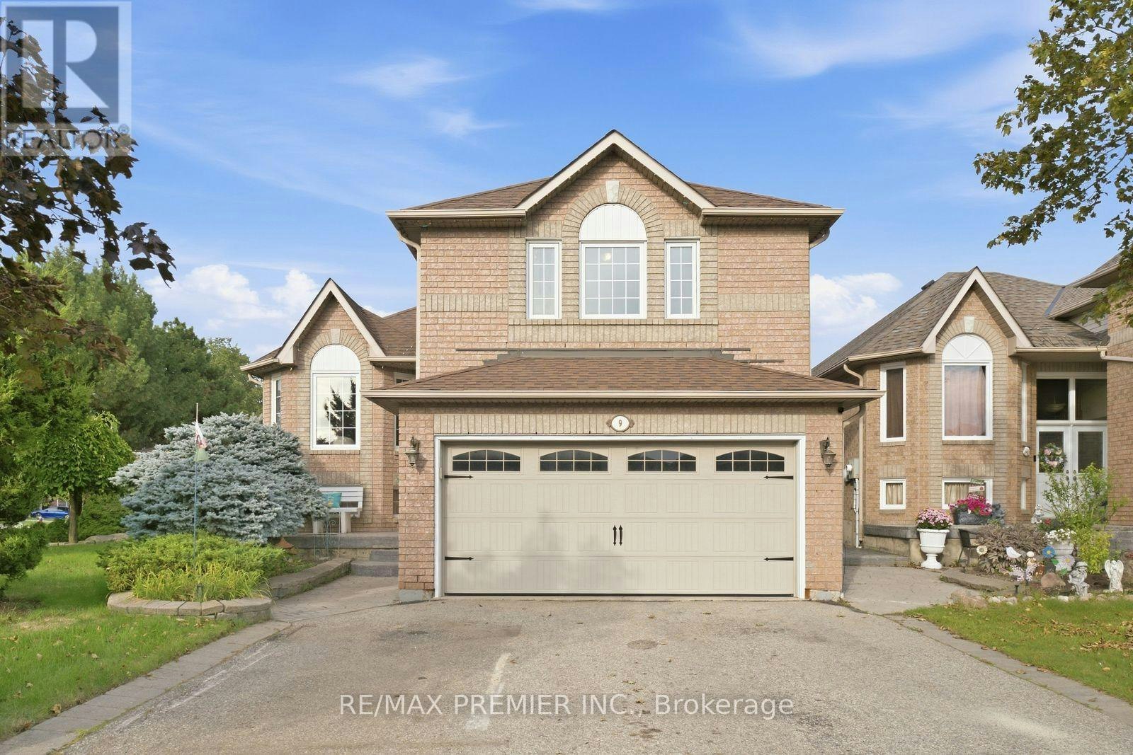 9 Sant Farm Drive, Caledon, ON, L7E 1T7