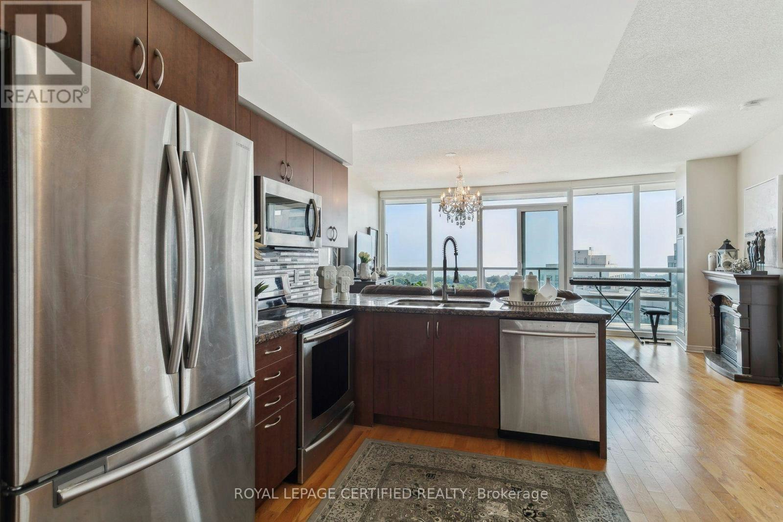 1208-2240 Lakeshore Boulevard, Toronto, ON, M8V 0B1 - 6