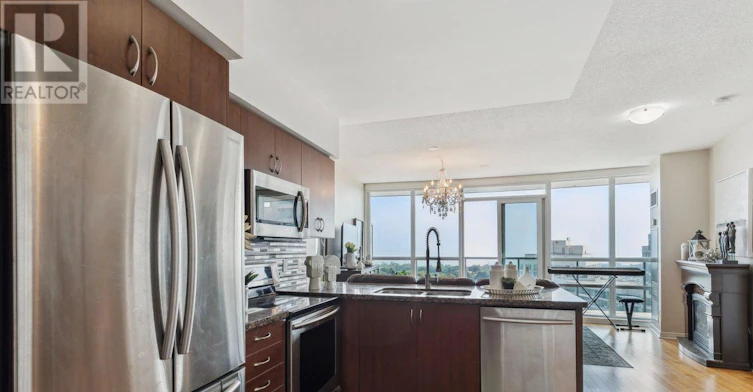 1208-2240 Lakeshore Boulevard, Toronto, ON, M8V 0B1 - 6