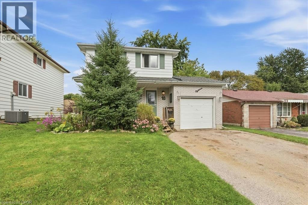 18 Forest Glen Court, Kitchener, ON, N2N 1E2