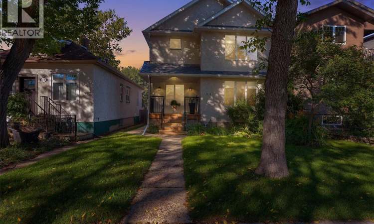 2124 Princess Street