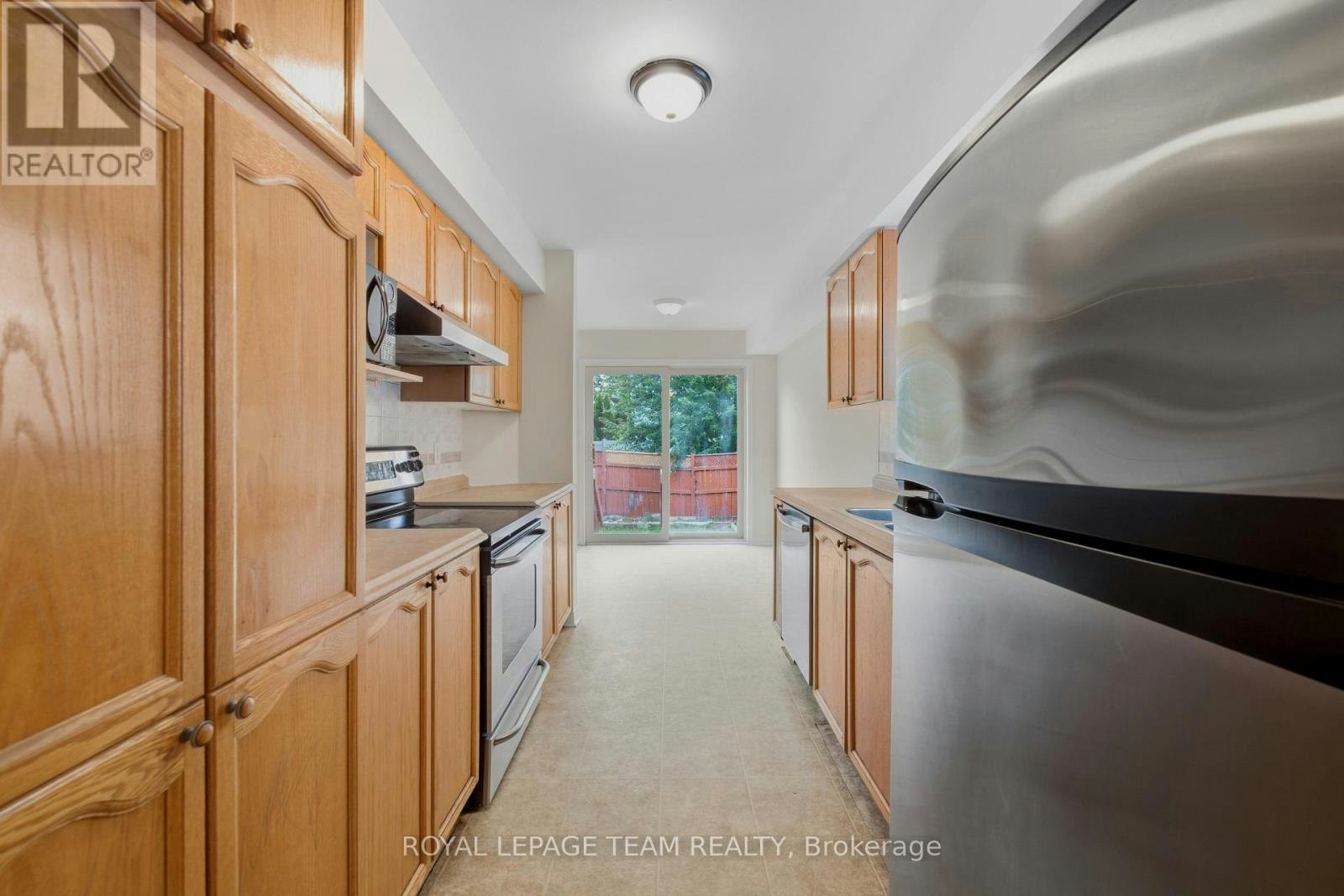 418 Beatrice Drive, Ottawa, ON, K2J 4W9 - 13