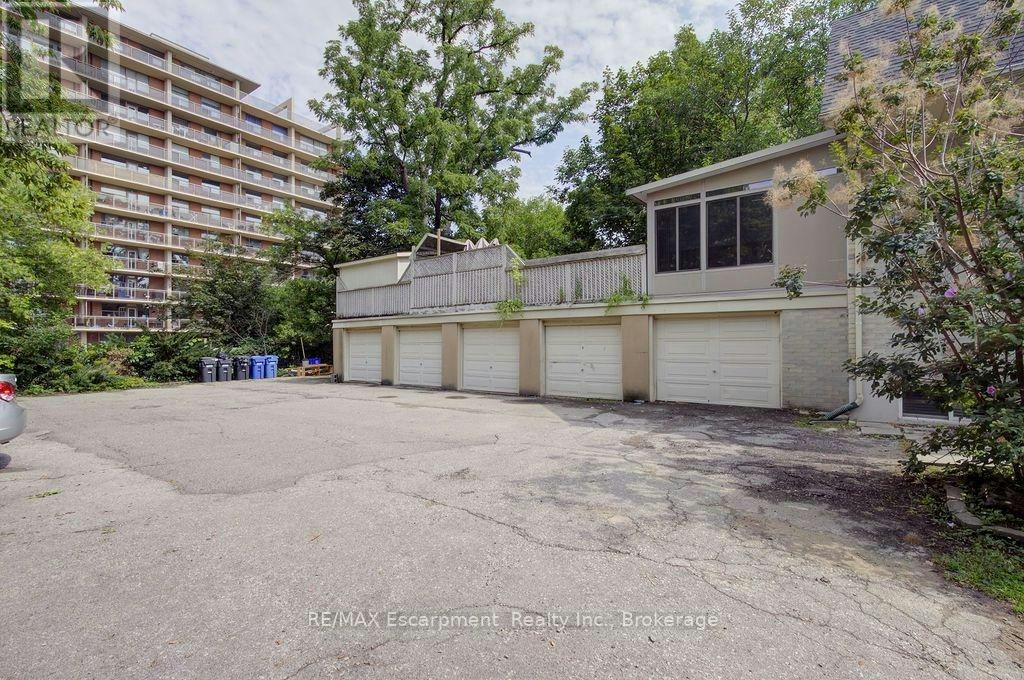 4-425 Burlington Avenue, Burlington, ON, L7S 1R3 - 13