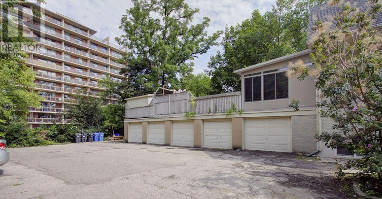4-425 Burlington Avenue, Burlington, ON, L7S 1R3 - 13