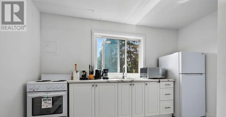 4-425 Burlington Avenue, Burlington, ON, L7S 1R3 - 10