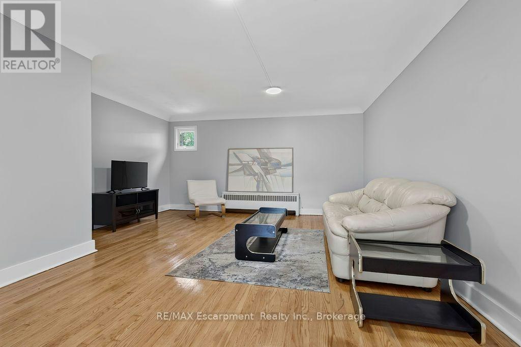 4-425 Burlington Avenue, Burlington, ON, L7S 1R3 - 4