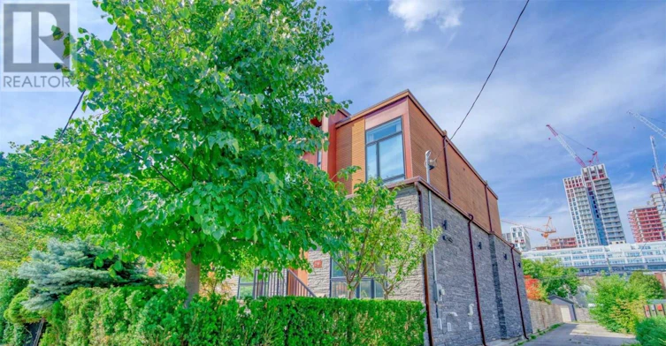 296 Borden Street, Toronto, ON, M5S 2N6 - 3