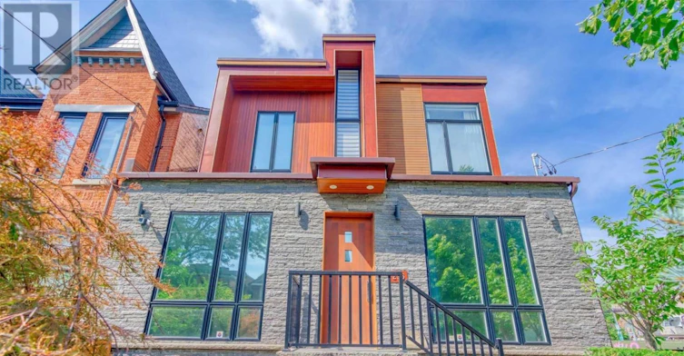296 Borden Street, Toronto, ON, M5S 2N6