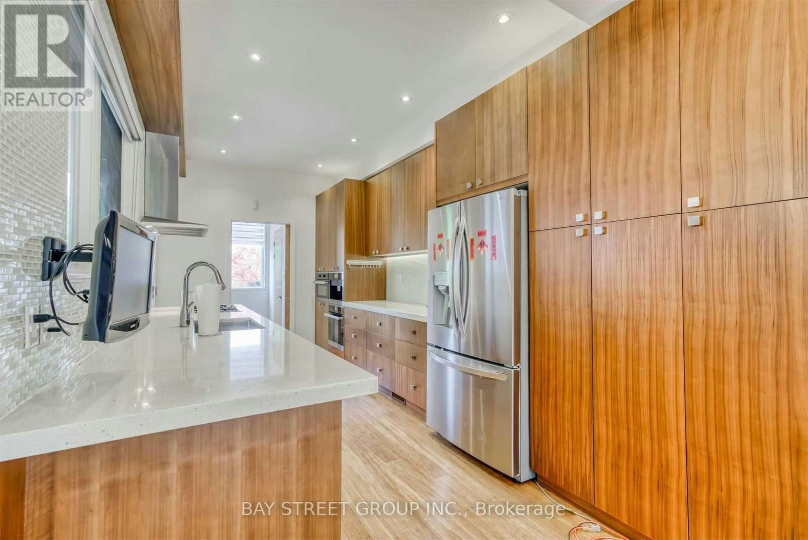 296 Borden Street, Toronto, ON, M5S 2N6 - 12
