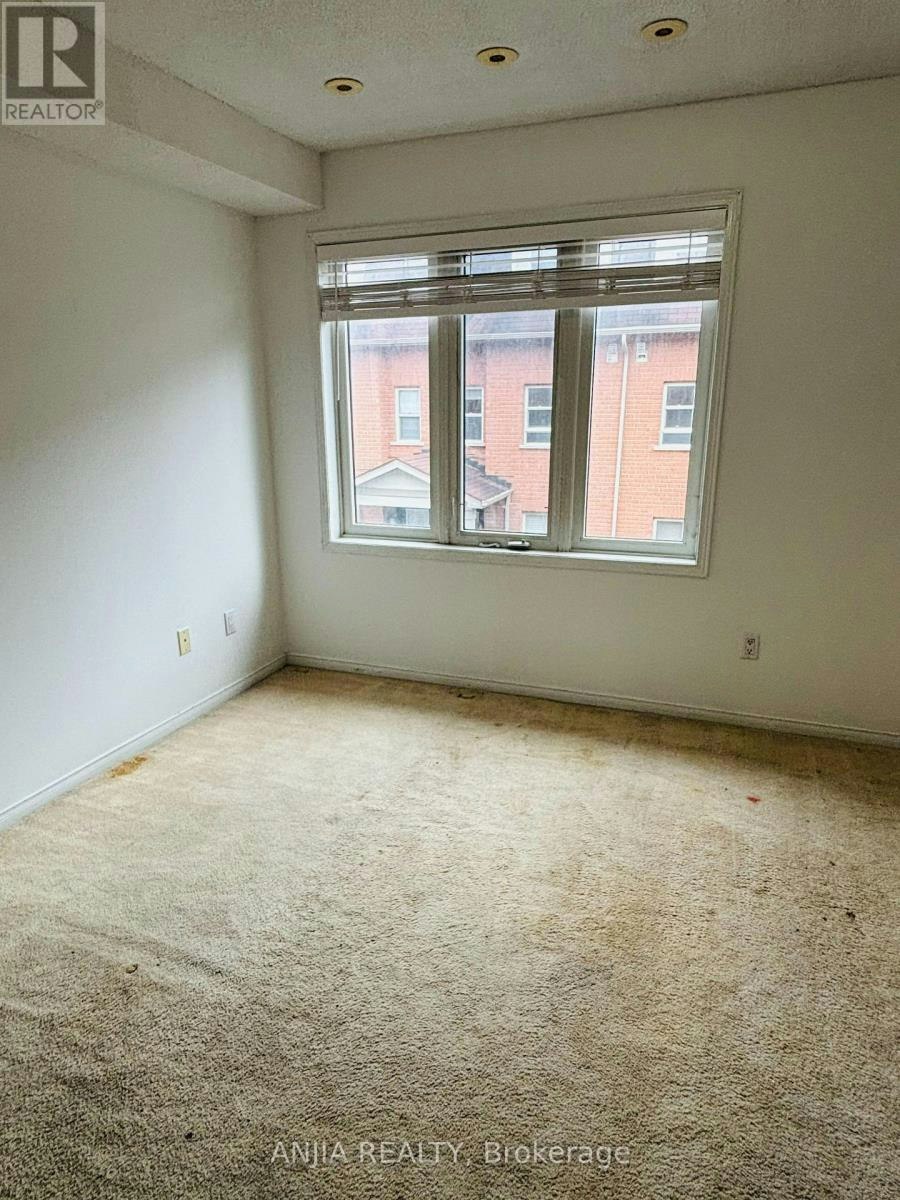 40-901 Kennedy Road, Toronto, ON, M1K 2E9 - 9