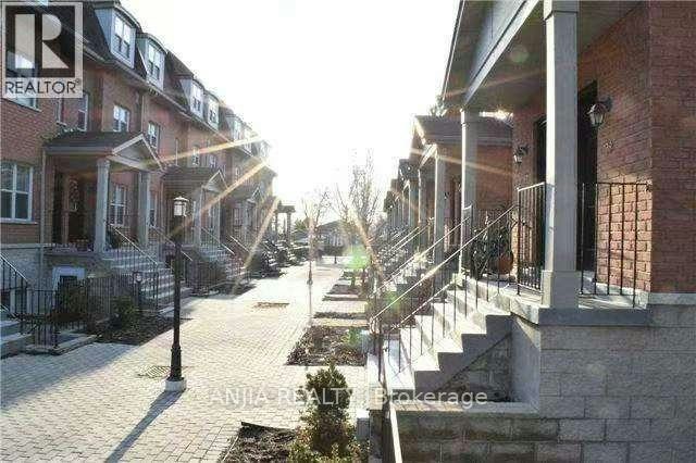 40-901 Kennedy Road, Toronto, ON, M1K 2E9 - 2