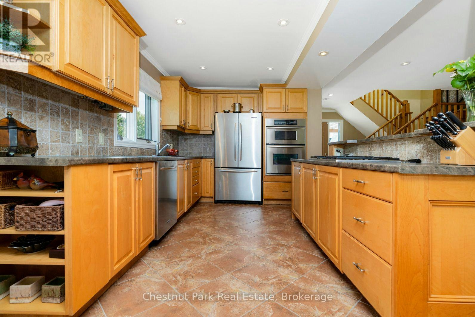 110 Laurie's Court, Blue Mountains, ON, L9Y 0L4 - 5