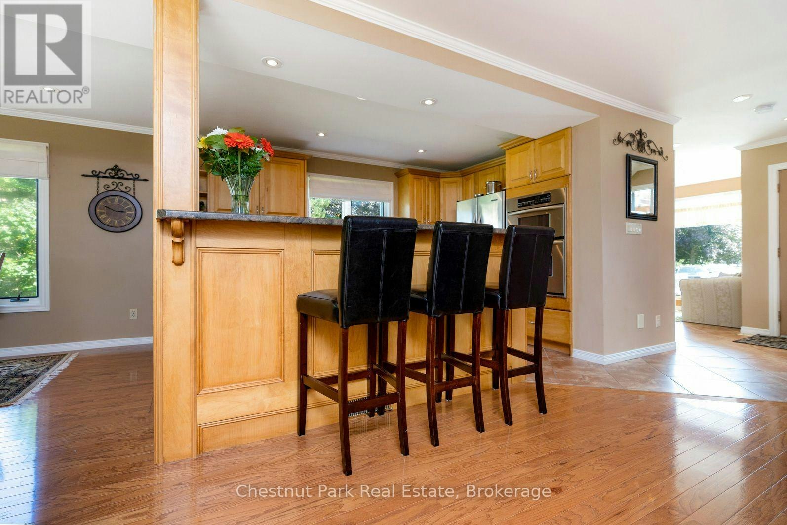110 Laurie's Court, Blue Mountains, ON, L9Y 0L4 - 11