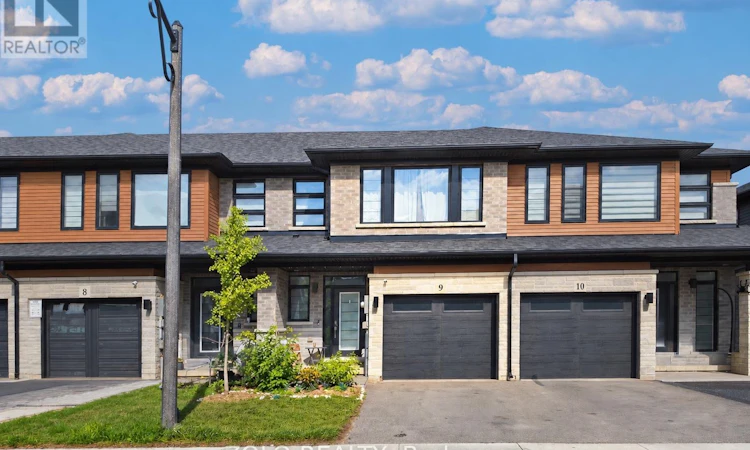 9-461 Blackburn Drive
