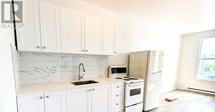 2-827 Talbot Street, St. Thomas, ON, N5P 1C3