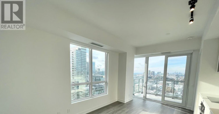 2710-108 Peter Street, Toronto, ON, M5V 2G7 - 2