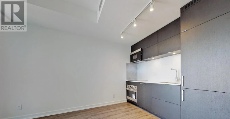 1720-20 Edward Street, Toronto, ON, M5G 1C9 - 17