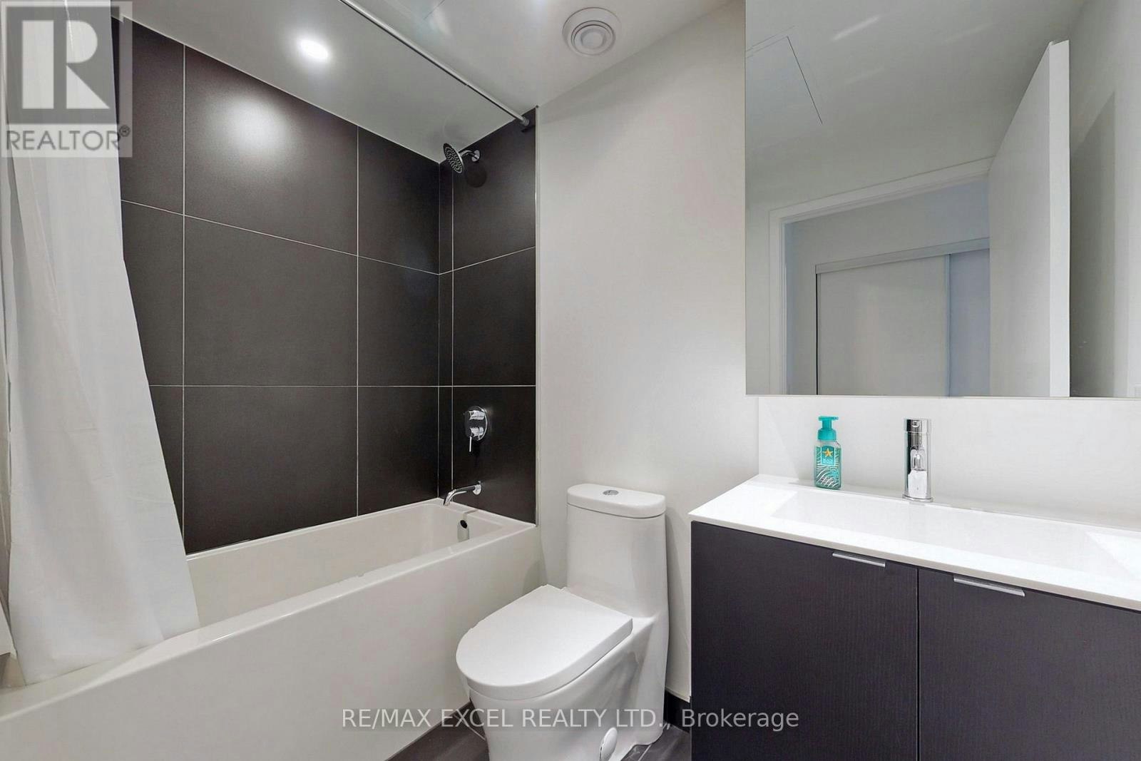 1720-20 Edward Street, Toronto, ON, M5G 1C9 - 24